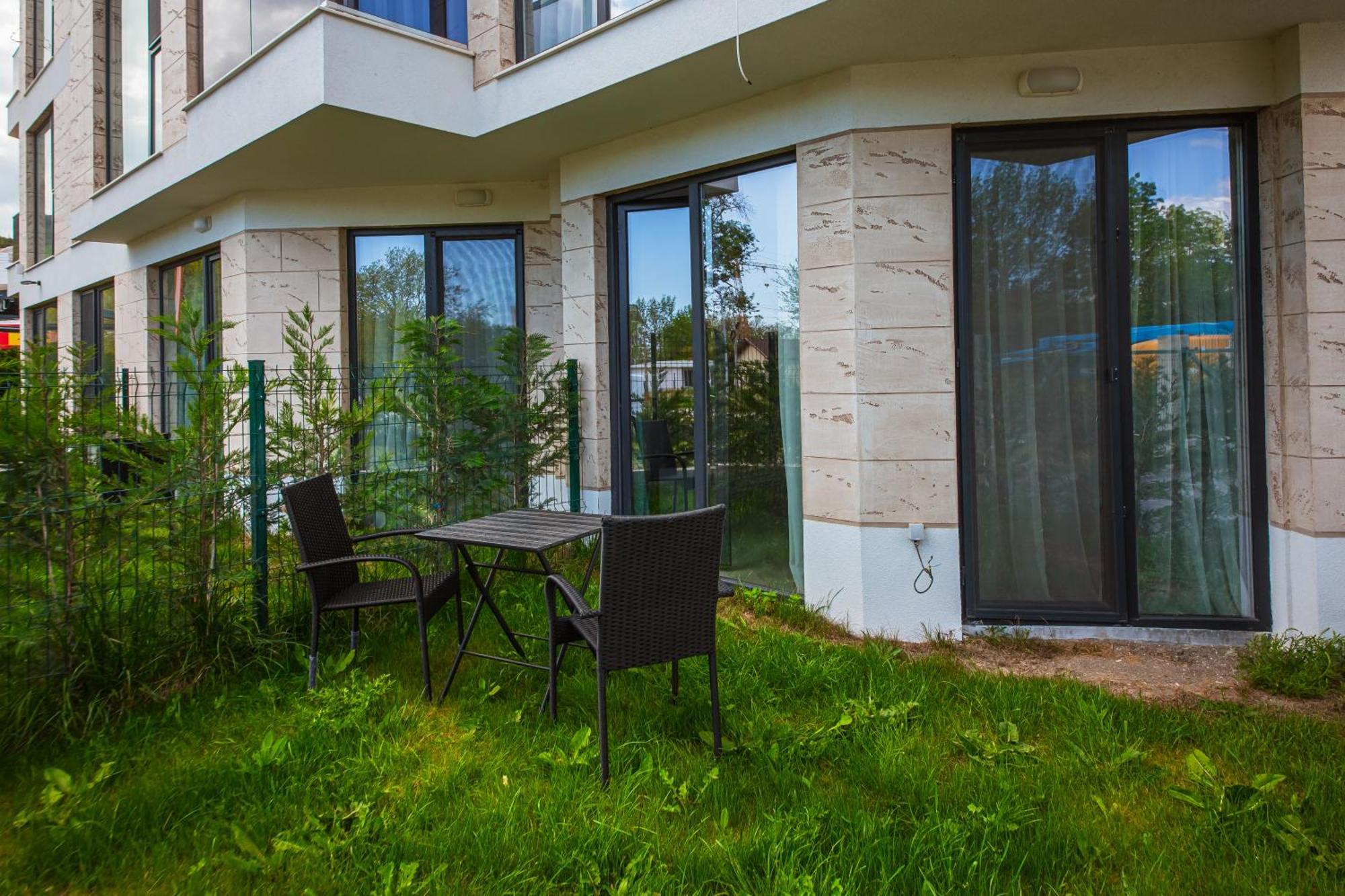 קרנבו Athmospherevillaema Apartments מראה חיצוני תמונה